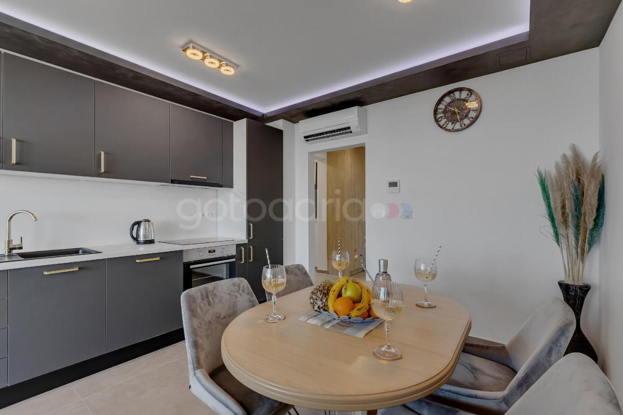 Luxury Seaview Apt Luki - Free Parking Makarska Luaran gambar