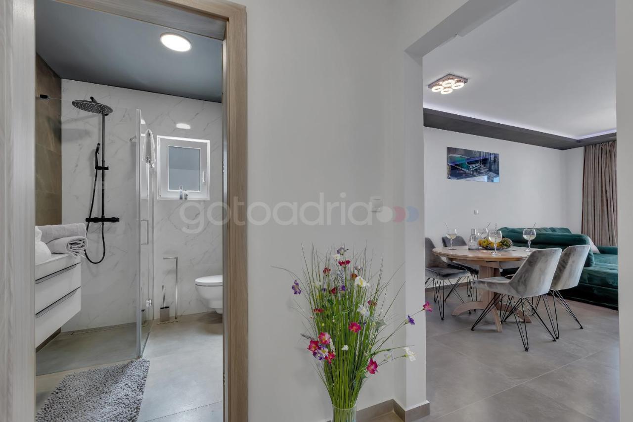 Luxury Seaview Apt Luki - Free Parking Makarska Luaran gambar