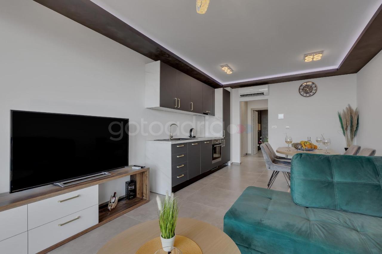 Luxury Seaview Apt Luki - Free Parking Makarska Luaran gambar